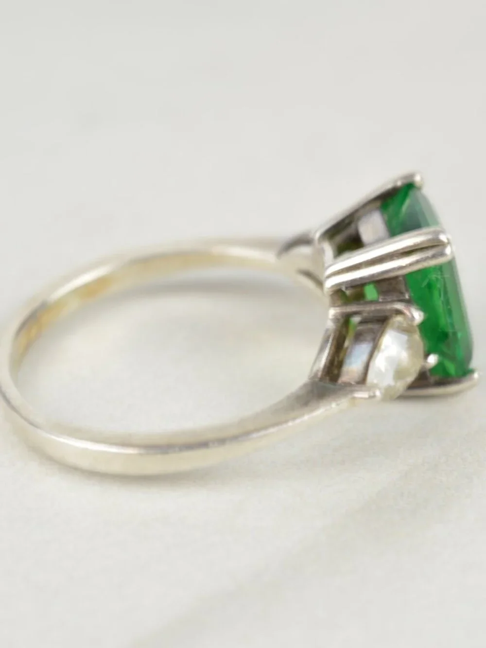 Diamonique QVC 925 Sterling Silver Simulated Emerald Three Stone CZ Ring 7.5